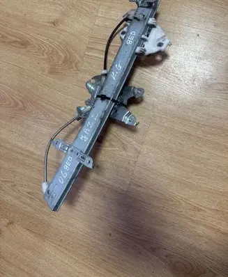 Honda Jazz Rear door manual window regulator 