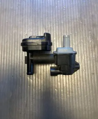 Mazda 2 Vacuum valve 1362007230 PE0118751 1502118