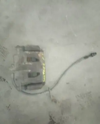 Hyundai Santa Fe Front brake caliper