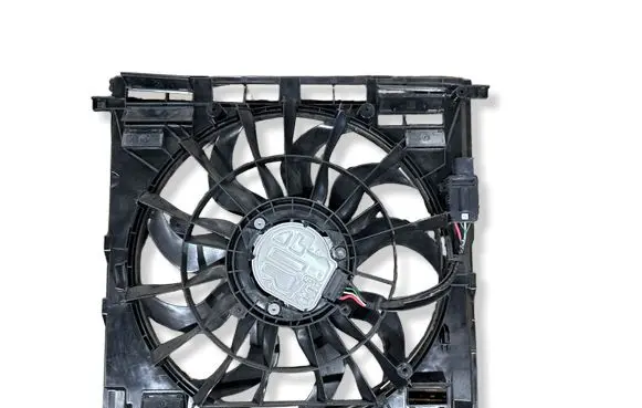 BMW X7 G07 Electric radiator cooling fan 8686170