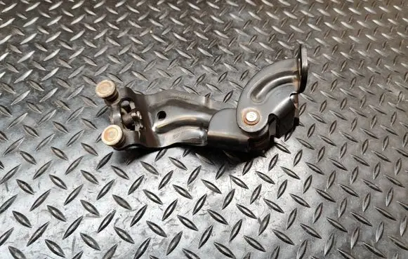 Seat Alhambra (Mk2) Sliding door middle roller runner 7N0843335F