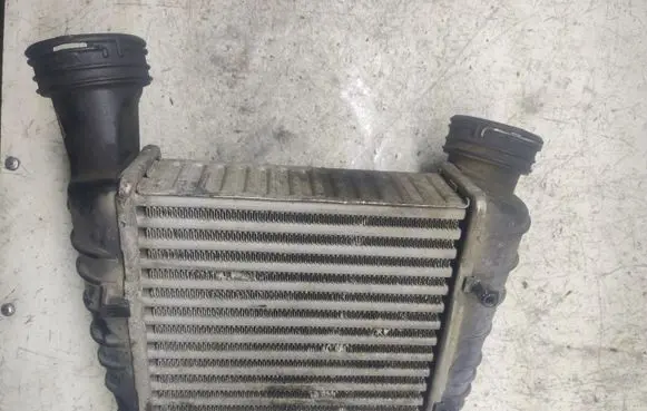 Volkswagen PASSAT B5.5 Intercooler radiator