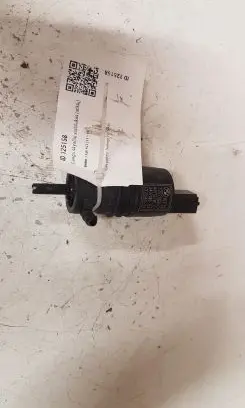 BMW 1 F20 F21 Windscreen/windshield washer pump 730258901 6712730258901