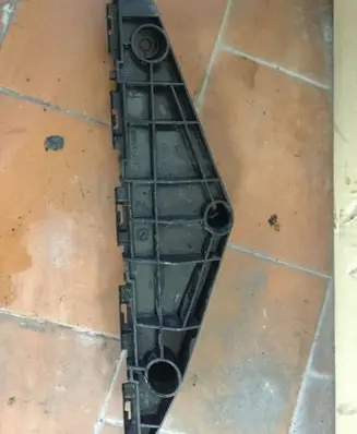 Toyota Avensis T270 Front bumper support beam 5253505040