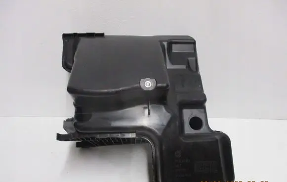 Skoda Rapid (120G, 130G, 135G) Windshield washer fluid reservoir/tank 5QS955453B