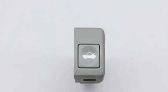 KIA Cerato Tailgate opening switch 621W10190