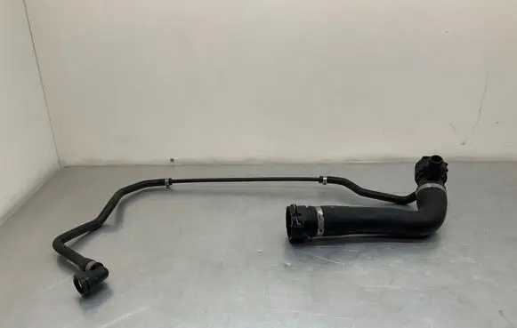 BMW 5 E60 E61 Engine coolant pipe/hose 7560968