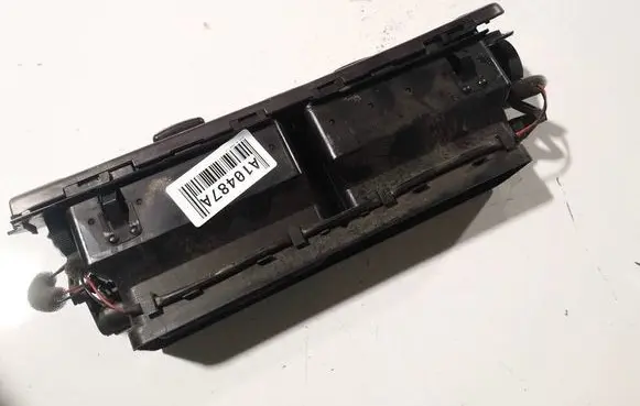 Audi A6 S6 C5 4B Dash center air vent grill 4B1820951