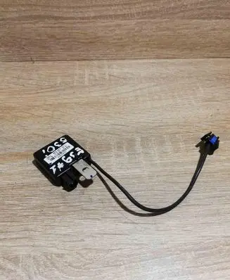 BMW X5 E53 Aerial antenna amplifier 16268419