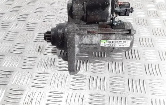 Volkswagen PASSAT B6 Starter motor 02Z911023H