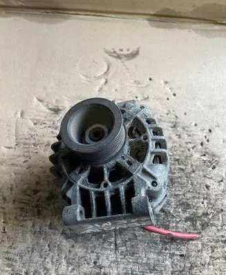 Renault Scenic I Generator/alternator 8200030635 SG9B033 2542420B