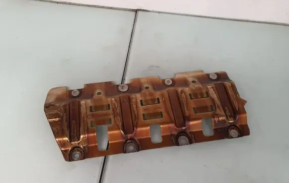 BMW 5 E60 E61 other engine part 7555904 11137555904
