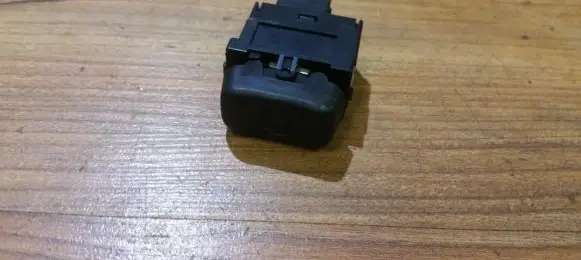 Mitsubishi Colt Fog light switch 01179