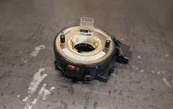 Audi A4 S4 B6 8E 8H Airbag slip ring squib (SRS ring) 1K0959653