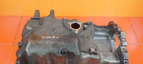 Hyundai i40 Oil sump 18MB37