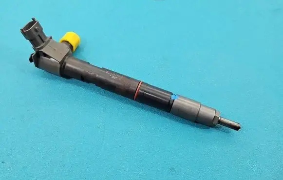 Opel Astra K Fuel injector 55490361 IMPRK1504077
