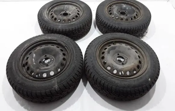 Renault Megane II R18 alloy rim 