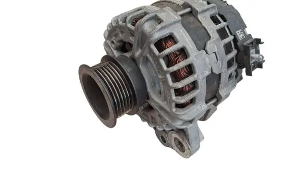 Volvo V40 Generator/alternator 31419101 0125711042