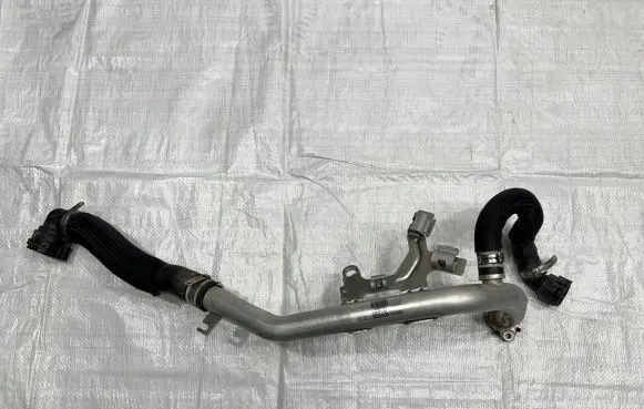 Alfa Romeo Stelvio Engine coolant pipe/hose 50555428