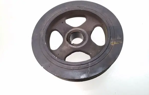 Toyota Yaris Crankshaft pulley 134700J010