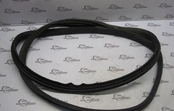 Skoda Fabia Mk2 (5J) Rubber seal loading door 5J9867367D