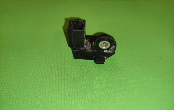 Citroen C4 I Airbag deployment crash/impact sensor 9646768980 05125BT008124 604288200