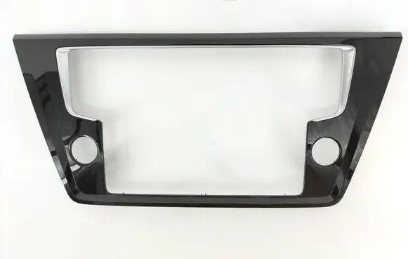 Volkswagen Touran III Radio/GPS head unit trim 5TB858071A