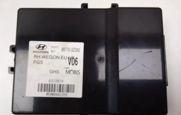 Hyundai i40 Parking PDC control unit/module 957703Z050