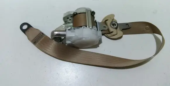 Lexus IS 220D-250-350 Front seatbelt