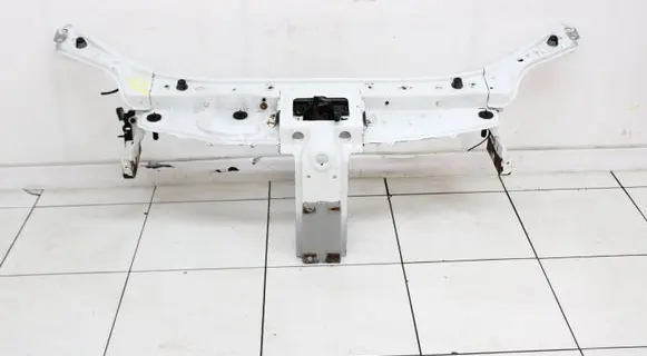 Dacia Sandero II Radiator support slam panel