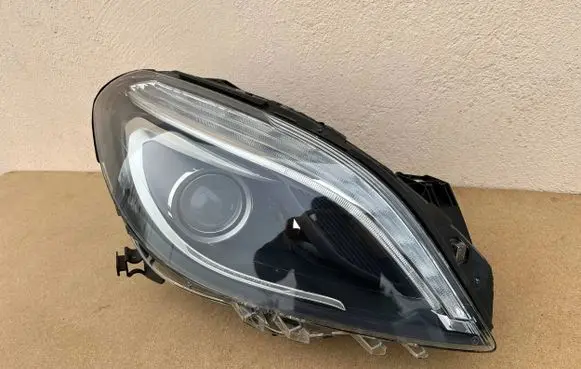 Mercedes-Benz B W246 W242 Headlight/headlamp