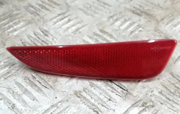 Opel Crossland X Rear tail light reflector 13478306