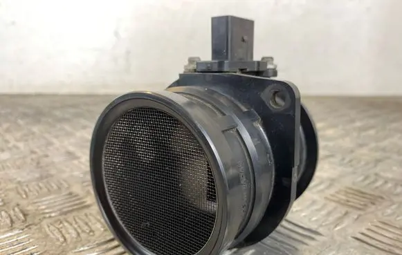 Audi A6 S6 C6 4F Mass air flow meter 06D906461 06F906461A