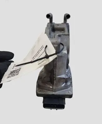Toyota Avensis T270 EGR valve 258000R010 VN1501000041