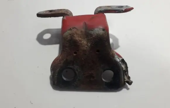 Nissan Sunny Front door upper hinge