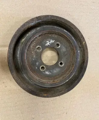 Toyota Corolla E110 Crankshaft pulley 9624596880