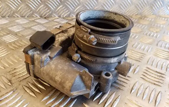 Mercedes-Benz C W203 Throttle valve A1110980109 0280750045