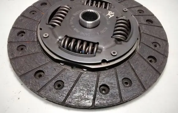 Volkswagen Transporter - Caravelle T4 Clutch pressure plate 1862265031
