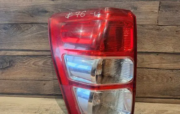 Suzuki Grand Vitara II Rear/tail lights 22059079 1504