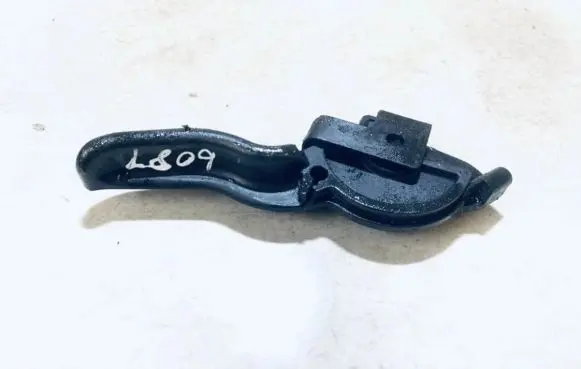 Opel Meriva A Engine bonnet (hood) release handle 13128233