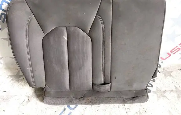 Chrysler Pacifica Third row seats 68224697AB