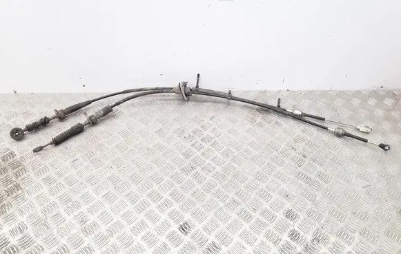 Gear shift cable linkage
