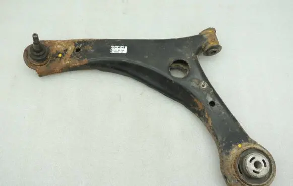 Chrysler Grand Voyager V Front control arm 4766911AH 04766911AG 4766911AI