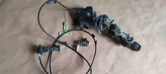 Ford Mustang V Ignition lock