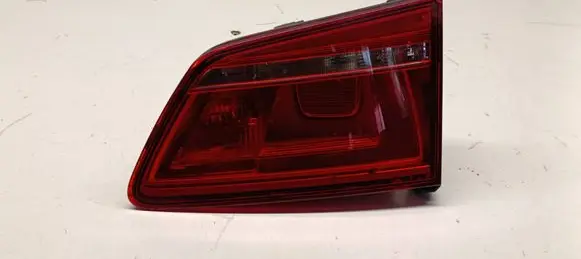Volkswagen Golf Sportsvan Tailgate rear/tail lights 510945094L 90057468A