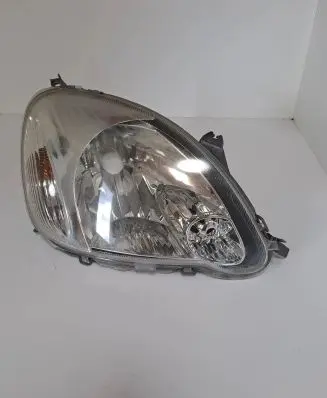 Toyota Yaris Headlight/headlamp 811300D080 89008657 PPL21202A01