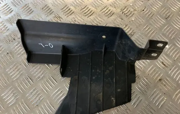 Nissan Qashqai Intercooler air guide/duct channel 62823JD50B
