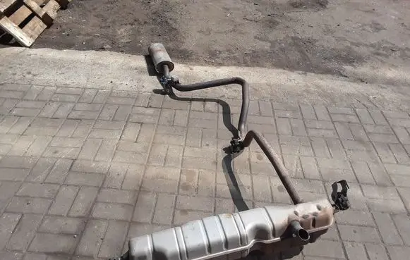 Muffler/silencer