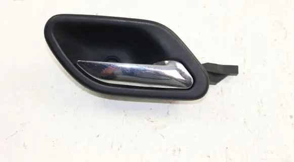 BMW 5 E39 Rear door interior handle 8226050