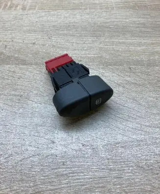 Renault Scenic I Windscreen/window heater switch 4329653